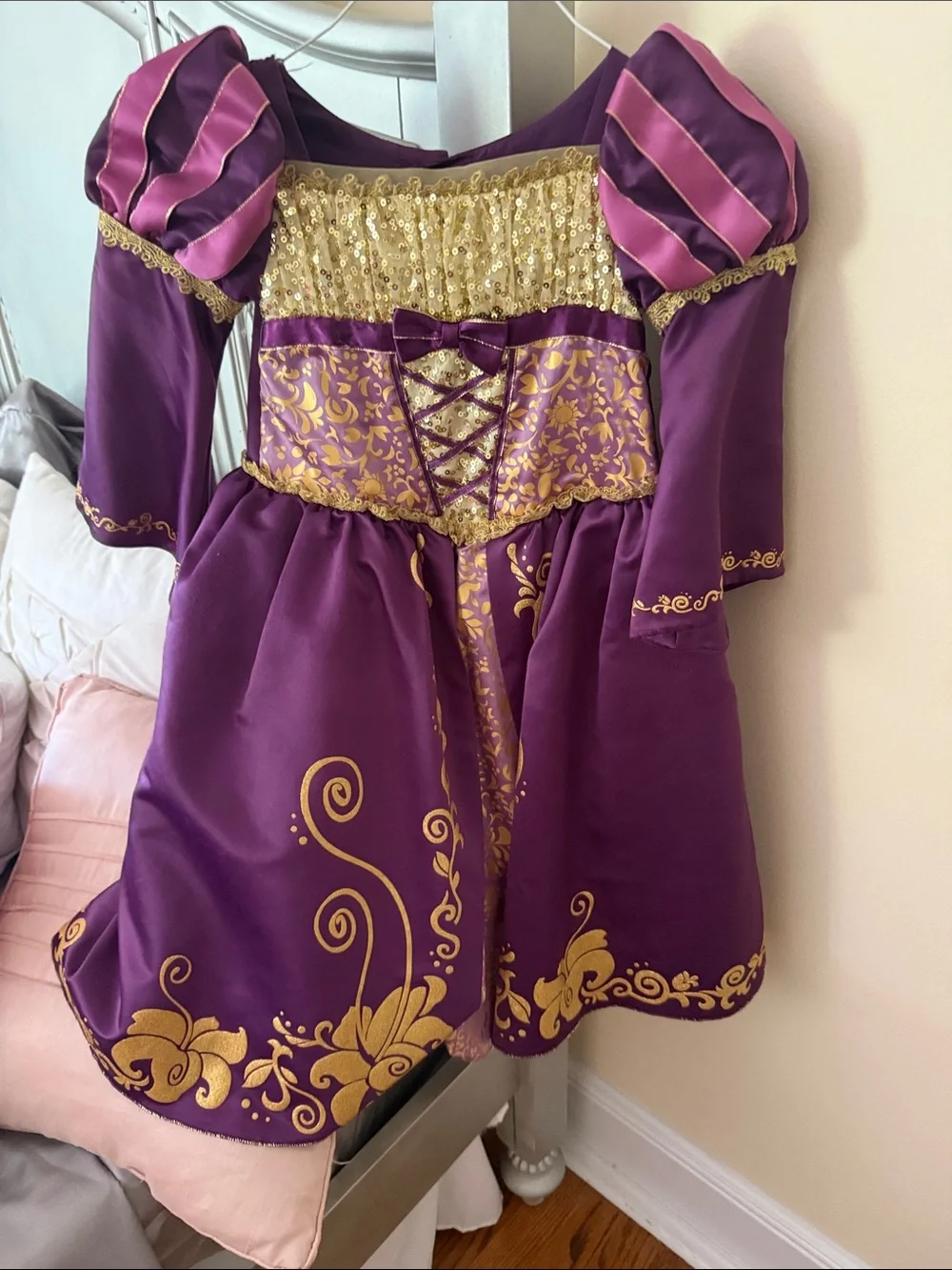 Disney Store Deluxe Rapunzel size 4 Dress